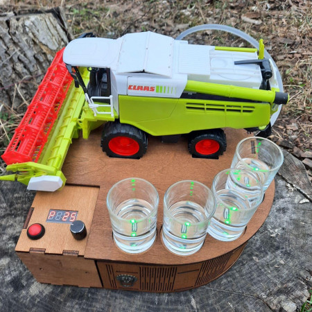 Наливатор "Комбайнер" CLAAS-MINI під 4 чарки