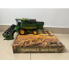 Алкогольний наливатор "Комбайн John Deere" на 4, 5 або 6 чарок