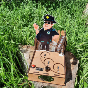 Наливатор під 3 чарки "Третій не лишній" з вбудованим акумулятором. Photo 2