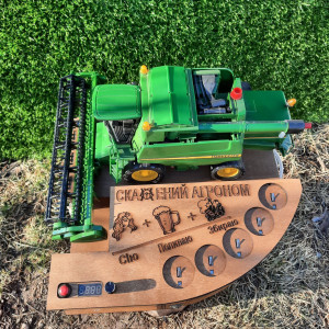 Наливатор алкоголю "Комбайн John Deere" на 5 чарок (диспенсер алкоголю, алконаватор)