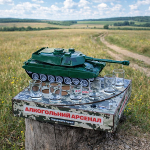 Автоматичний наливатор Танк на 4-6 чарок - оригінальний диспенсер напоїв. Photo 2